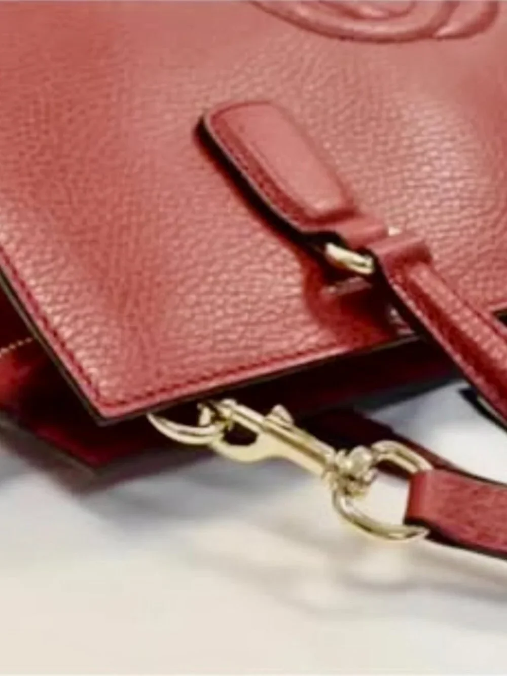 Gucci Soho Convertible Handle Bag (Red)